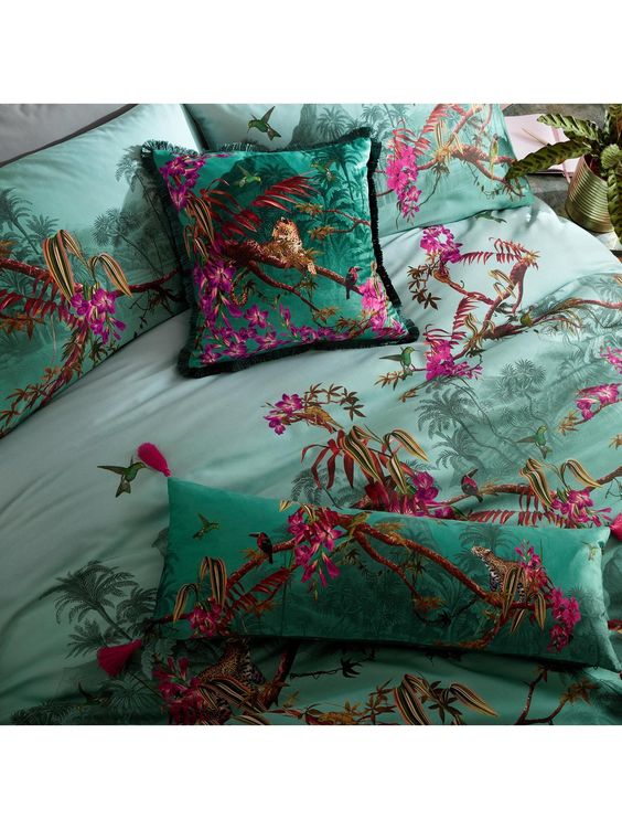 Stunning Colorful Bedcover Set
